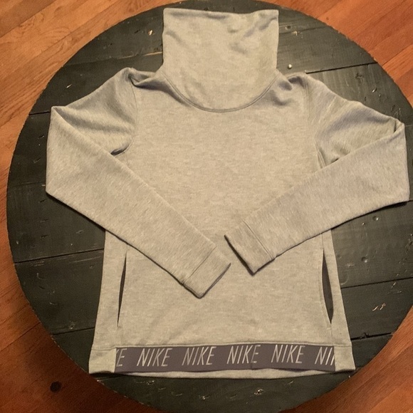 Nike Dri-Fit Gray Cowl/Turtleneck Sweatshirt - Picture 11 of 15